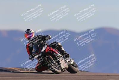 media/Nov-06-2023-Moto Forza (Mon) [[ce023d0744]]/4-Beginner Group/Session 5 (Turn 9)/